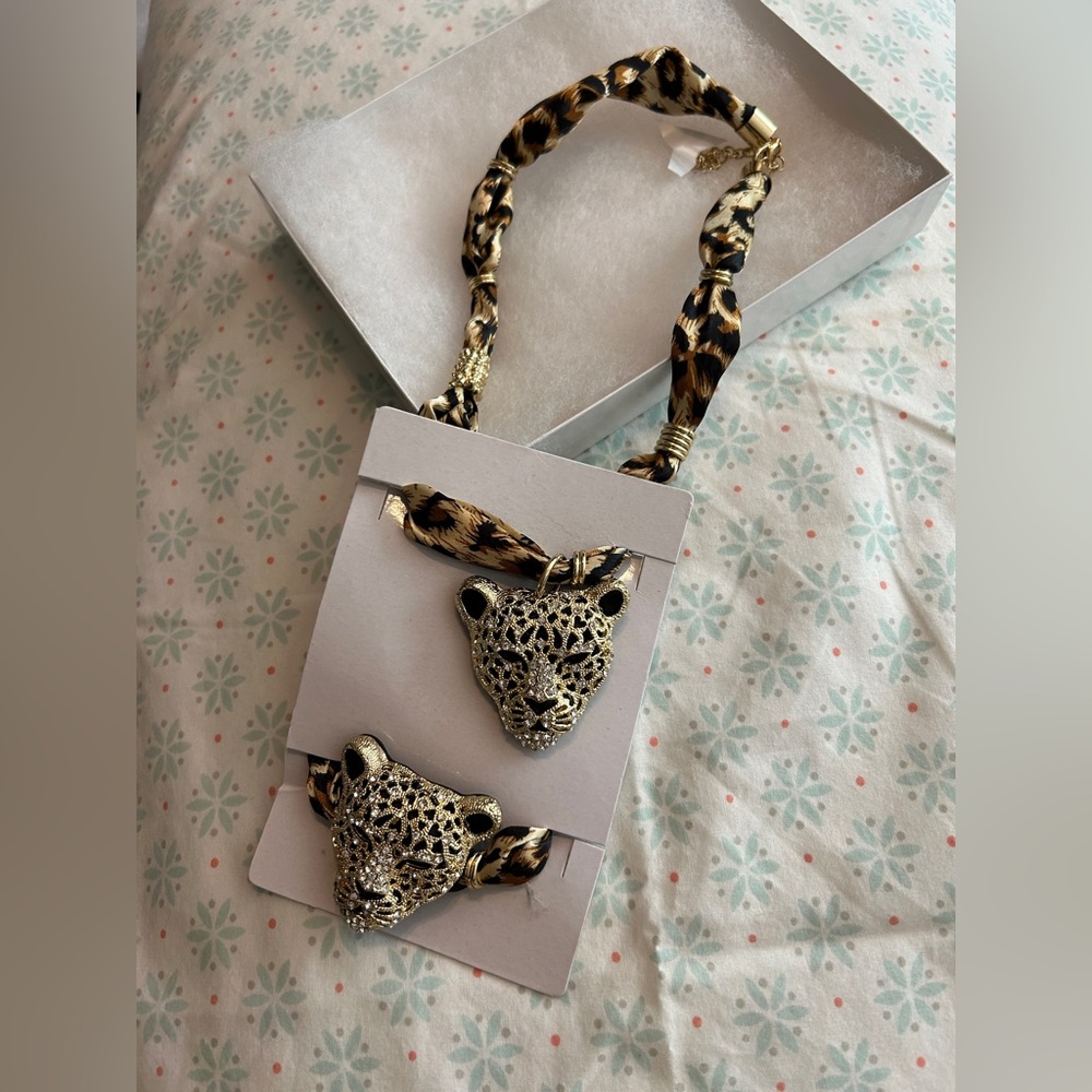 Leopard Head Necklace & Bracelet with Animal Print Chain